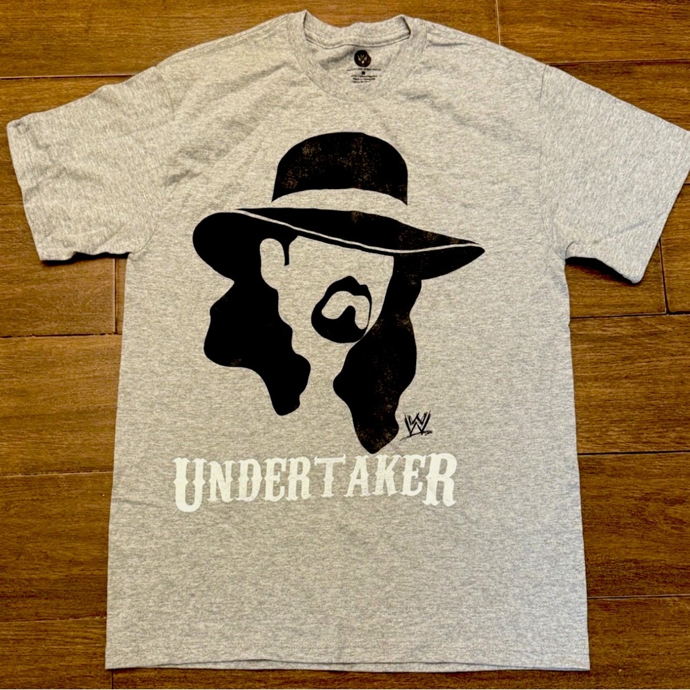 The Undertaker T-Shirt – Men’s Medium - Gray / Black WWE Brand